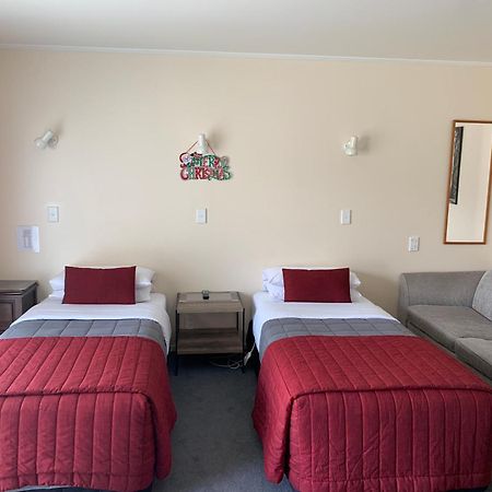 Amber Court Motel Te Anau Dış mekan fotoğraf