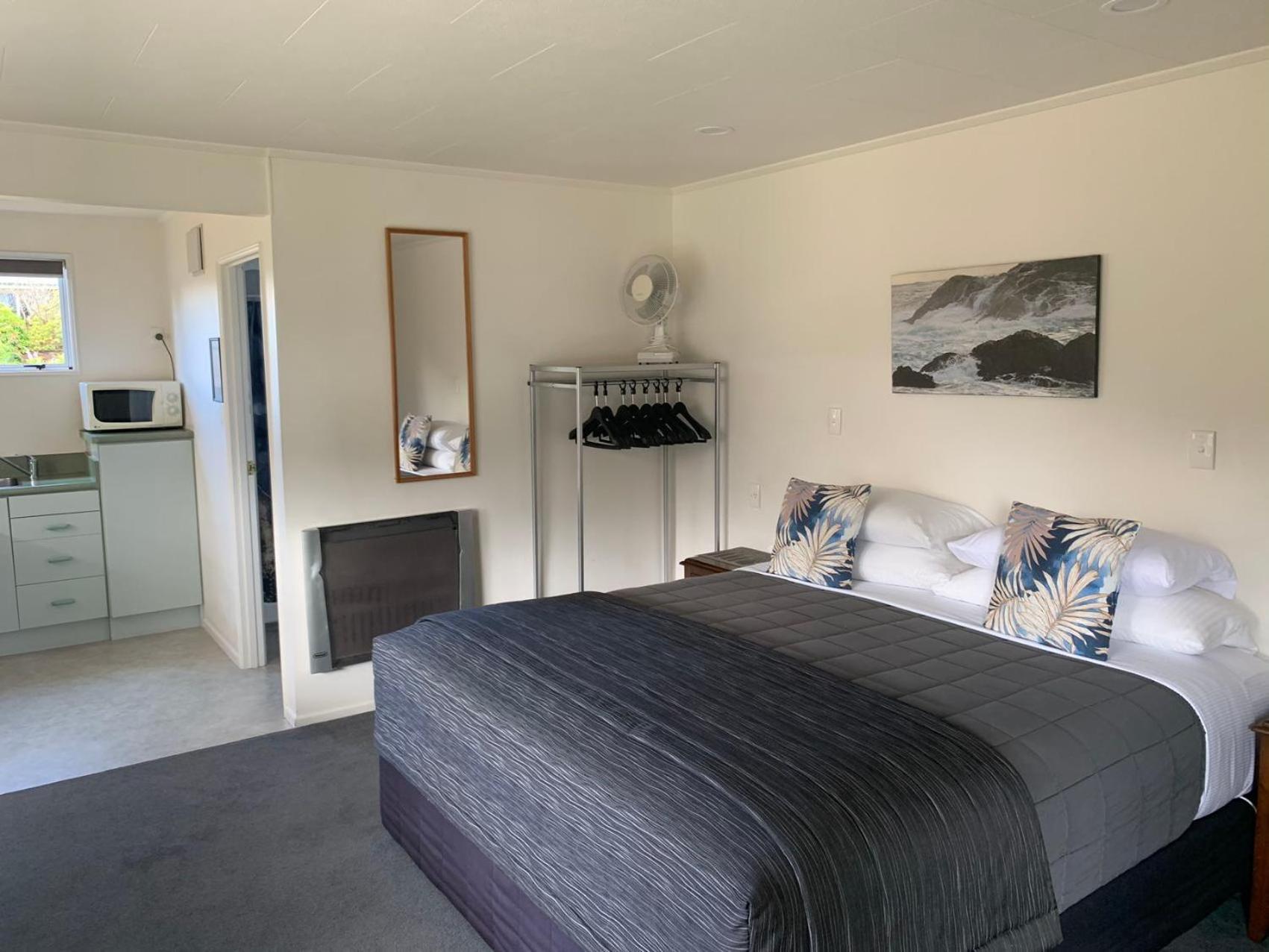 Amber Court Motel Te Anau Dış mekan fotoğraf
