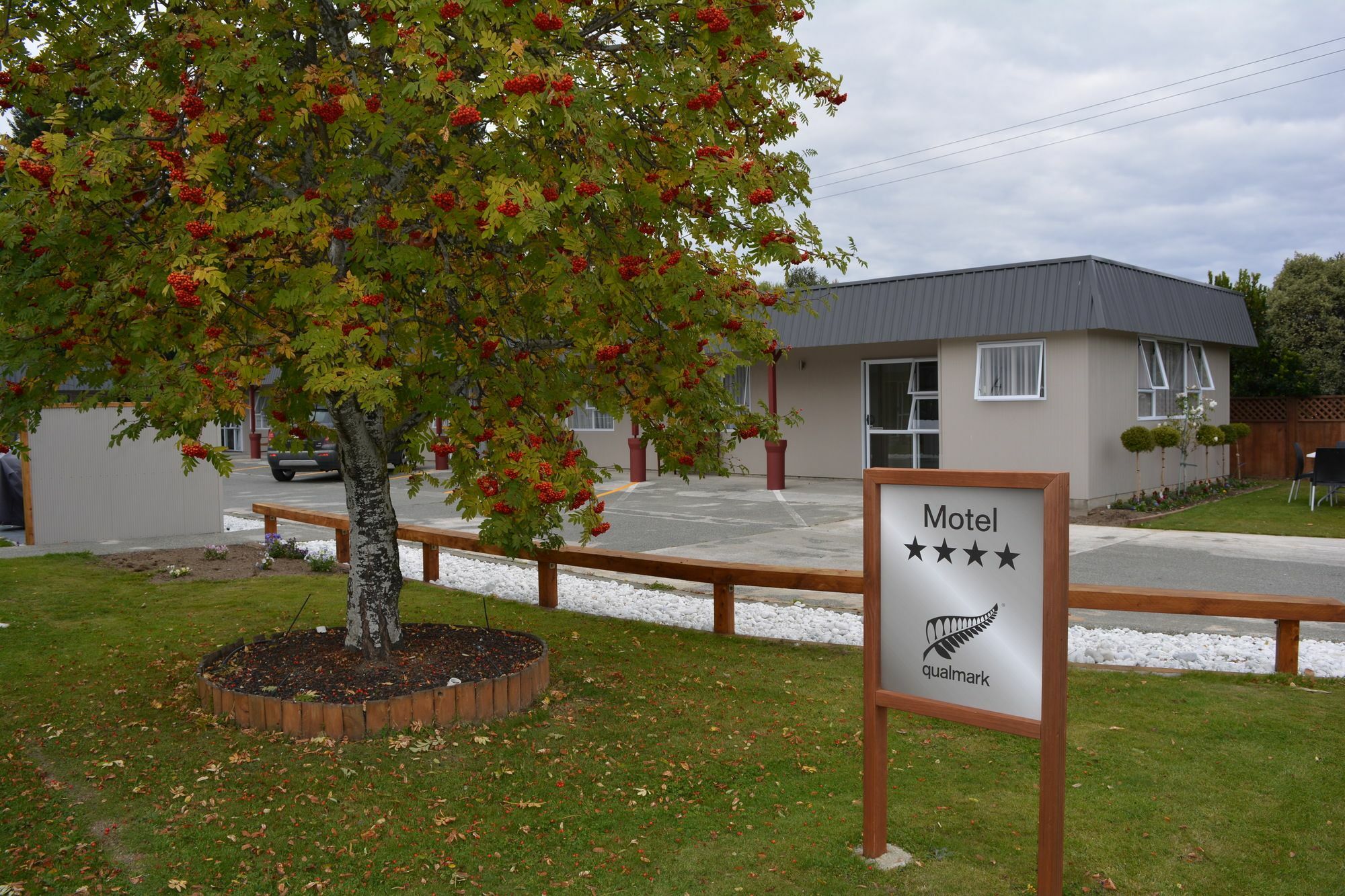 Amber Court Motel Te Anau Dış mekan fotoğraf